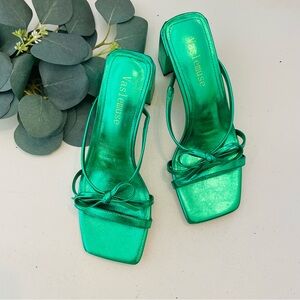 Vaslemuse Bow Knot Heeled Sandals